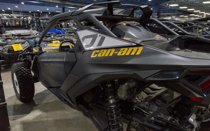 2025 Can-Am Maverick R X rs