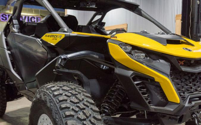 2025 Can-Am Maverick R X rs