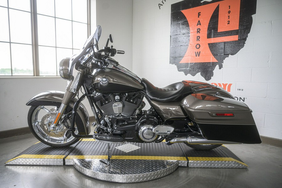 2014 Harley-Davidson CVO Road King FLHRSE5