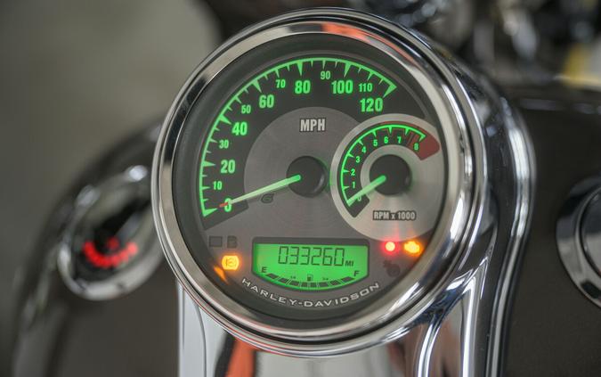 2014 Harley-Davidson CVO Road King FLHRSE5