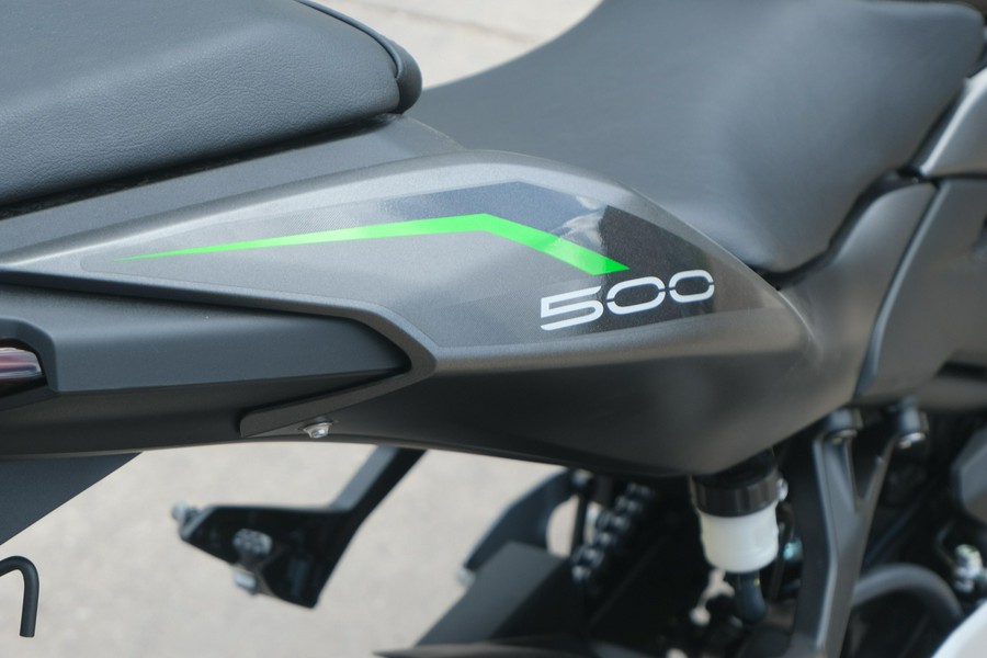2025 KAWASAKI Z500 ABS