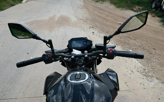 2025 KAWASAKI Z500 ABS