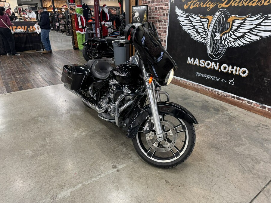 2017 Harley-Davidson Street Glide