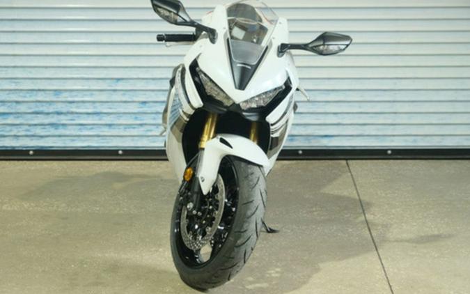 2027 Honda CBR10RRV