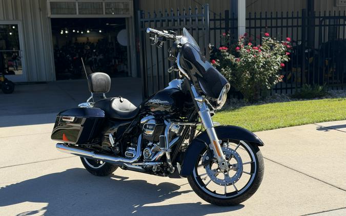 2020 Harley-Davidson® Street Glide FLHX - B617831