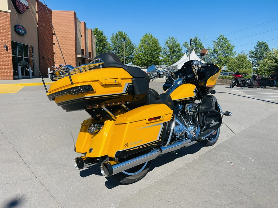 2022 Harley-Davidson CVO™ Road Glide Limited FLTRKSE