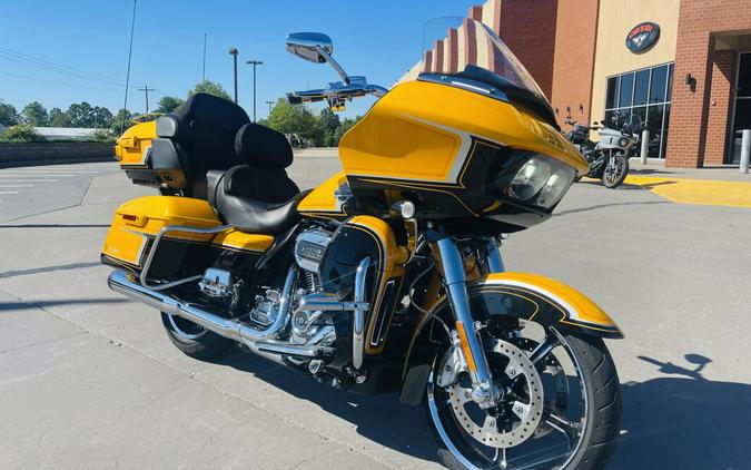 2022 Harley-Davidson CVO™ Road Glide Limited FLTRKSE