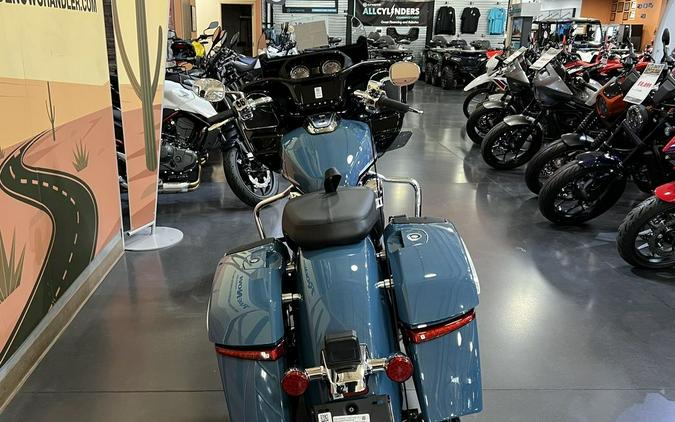 2026 Indian Motorcycle® Challenger® Limited 112 w/PowerBand Audio Storm Blue with Black Metallic