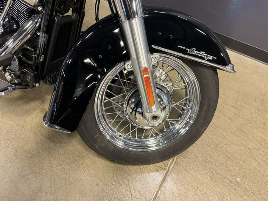 2024 Harley-Davidson Softail FLHCS - Heritage Classic