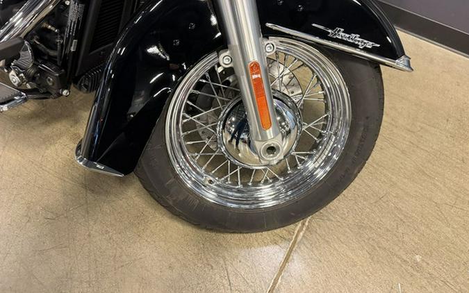 2024 Harley-Davidson Softail FLHCS - Heritage Classic