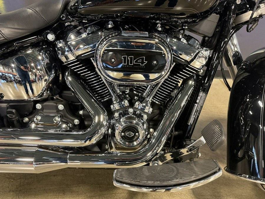 2024 Harley-Davidson Softail FLHCS - Heritage Classic