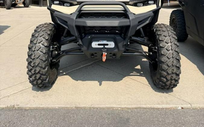 2026 Can-Am Defender Limited HD11 Desert Tan & Carbon Black