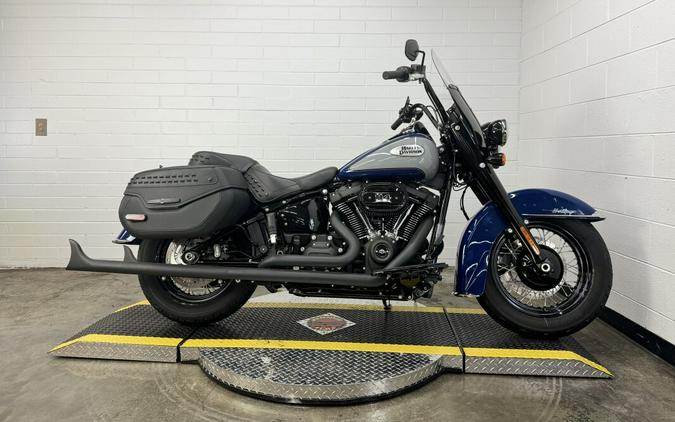 2023 Harley-Davidson Heritage Classic BIL. BLUE / GUNSHIP