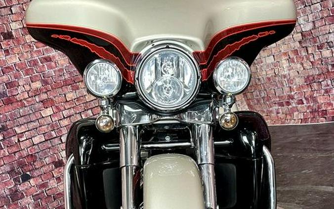 2006 Harley-Davidson® FLHTCUSE - Ultra Classic® Electra Glide® Screamin' Eagle®