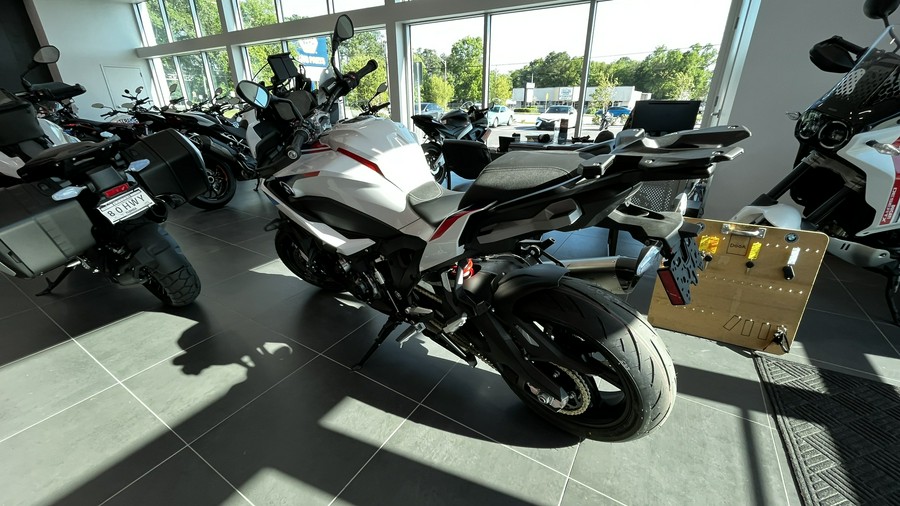 2024 BMW S 1000 XR