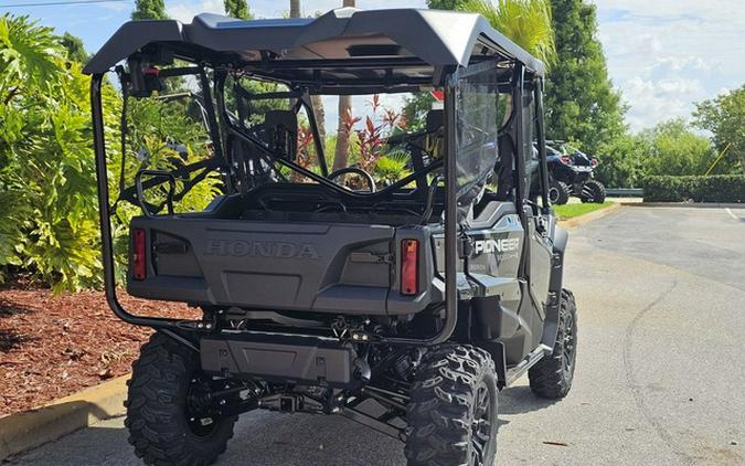 2024 Honda Pioneer 1000-5 Deluxe