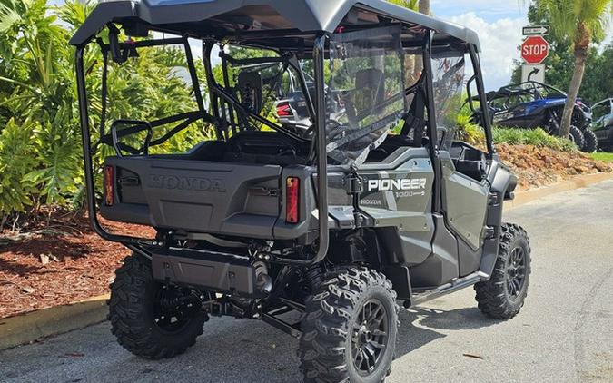 2024 Honda Pioneer 1000-5 Deluxe