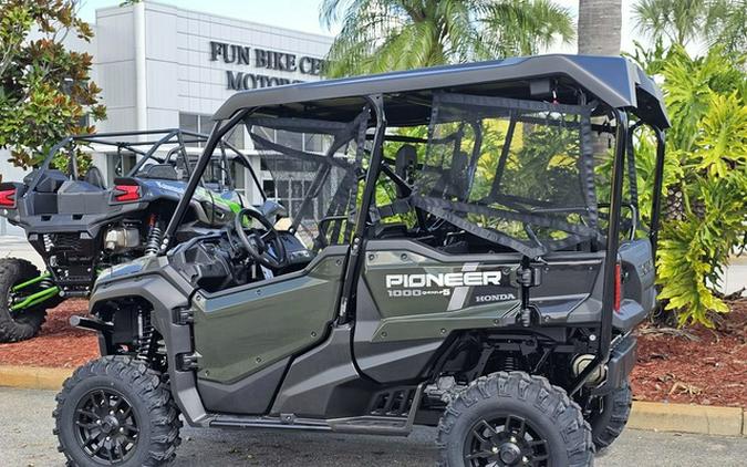 2024 Honda Pioneer 1000-5 Deluxe