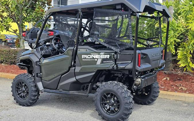 2024 Honda Pioneer 1000-5 Deluxe