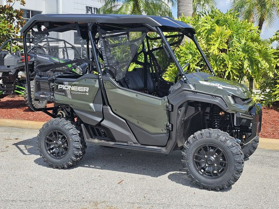 2024 Honda Pioneer 1000-5 Deluxe