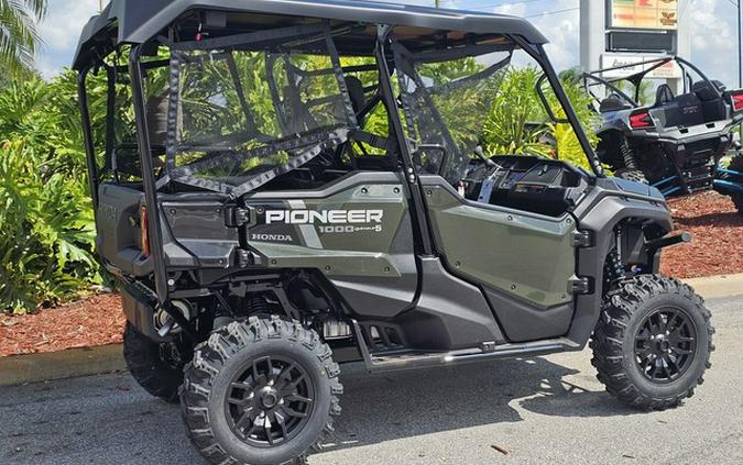 2024 Honda Pioneer 1000-5 Deluxe