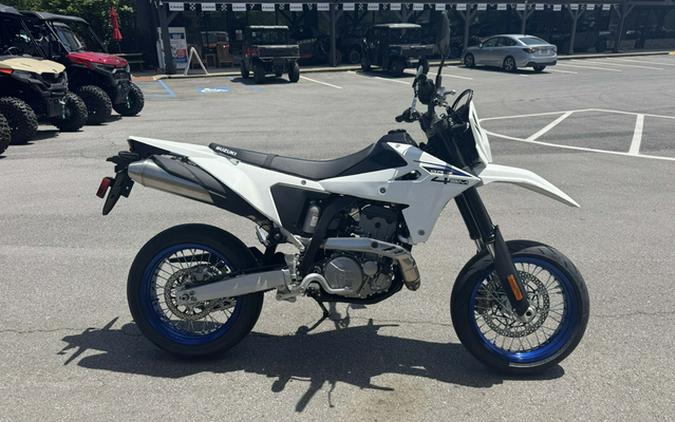 2025 Suzuki DR-Z400SMM5
