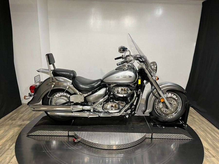 2002 Suzuki Motor of America Inc. Intruder 800