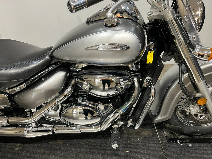 2002 Suzuki Motor of America Inc. Intruder 800