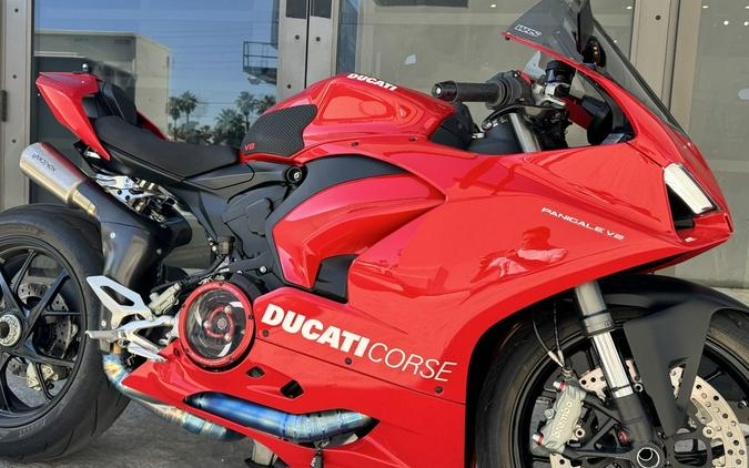 2022 Ducati Panigale V2 Ducati Red