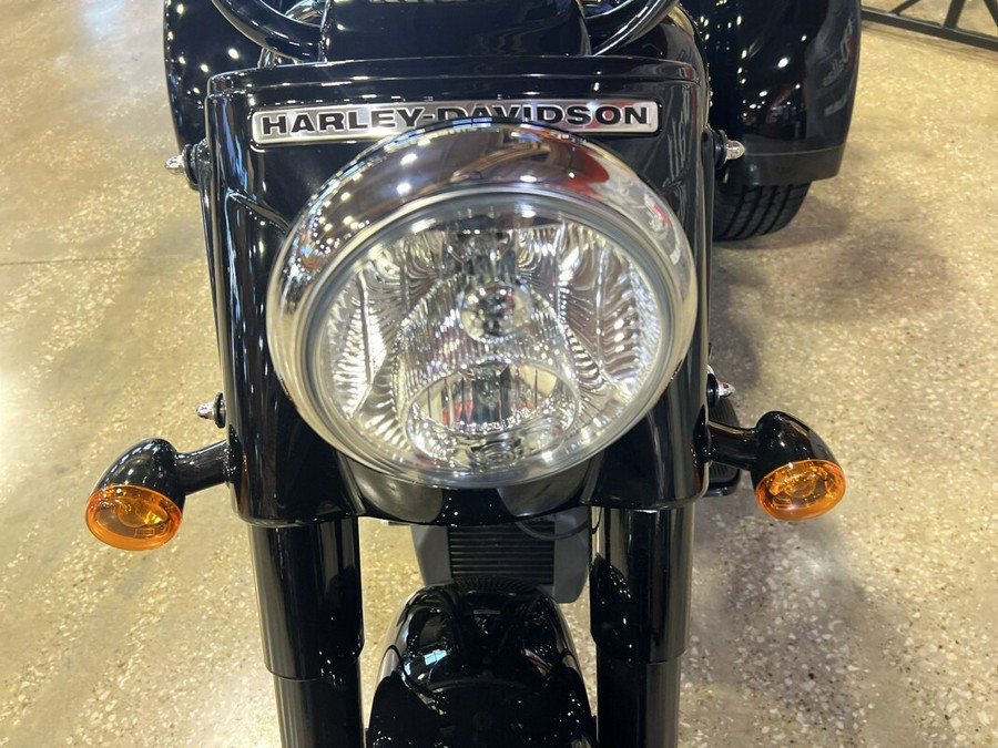 2024 Harley-Davidson Freewheeler