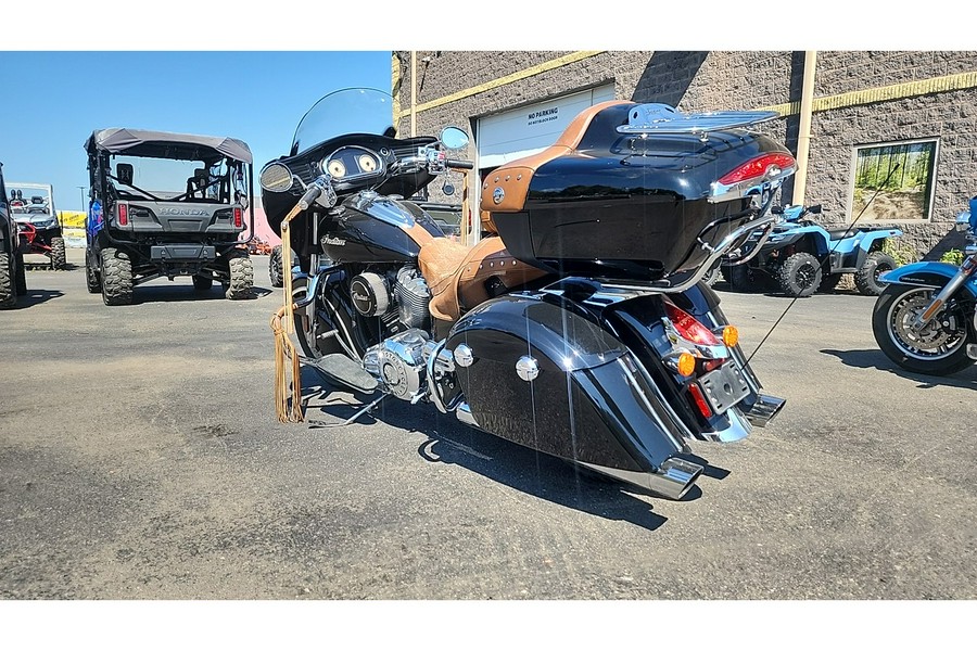 2015 Indian Motorcycle ROADMASTER, THUNDER BLACK