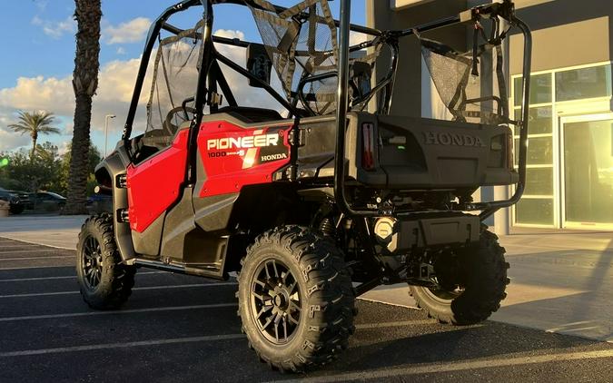 2025 Honda® Pioneer 1000-5 Deluxe