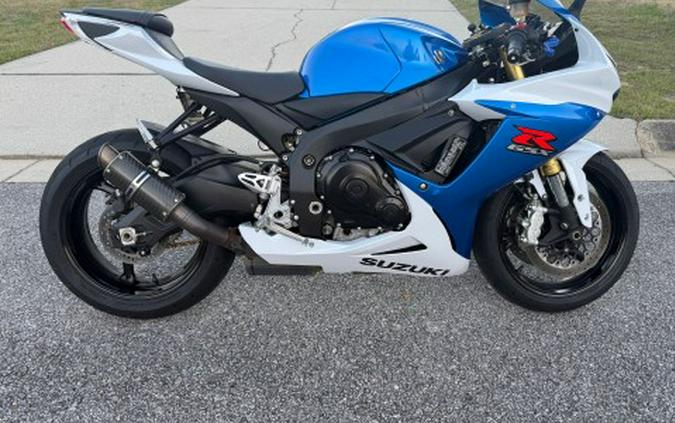 2014 Suzuki GSX-R750™