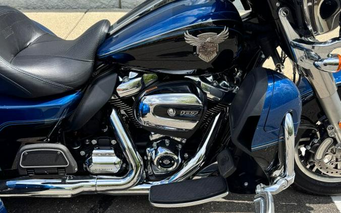 2018 FLHTCUTG Tri Glide® Ultra