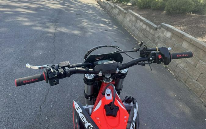 2026 Beta Motorcycles Xtrainer 300