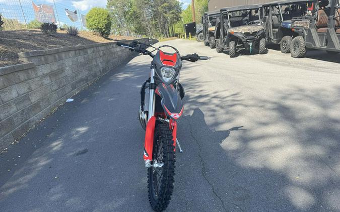 2026 Beta Motorcycles Xtrainer 300