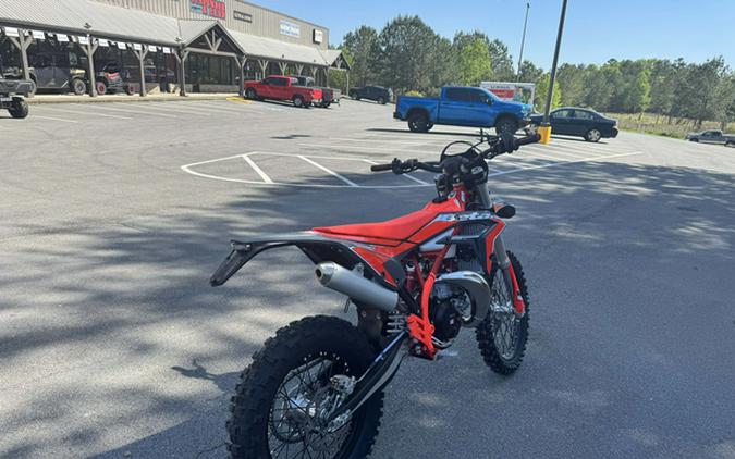 2026 Beta Motorcycles Xtrainer 300