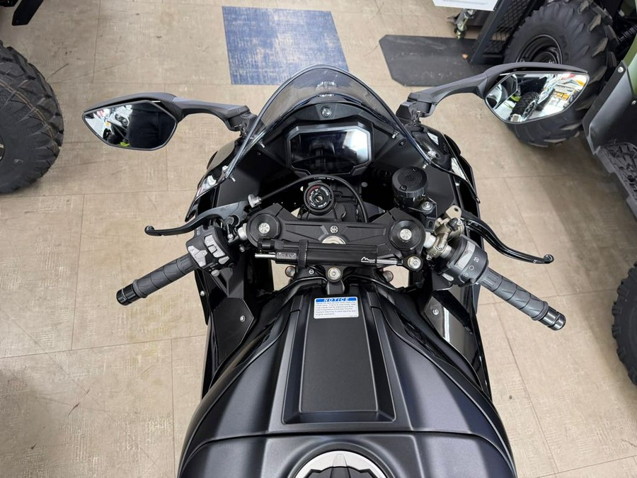 2025 Kawasaki Ninja® ZX™-10R ABS