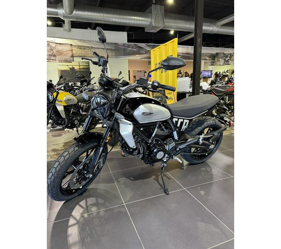 2024 Ducati Scrambler Icon (2G) Black