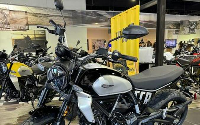 2024 Ducati Scrambler Icon (2G) Black