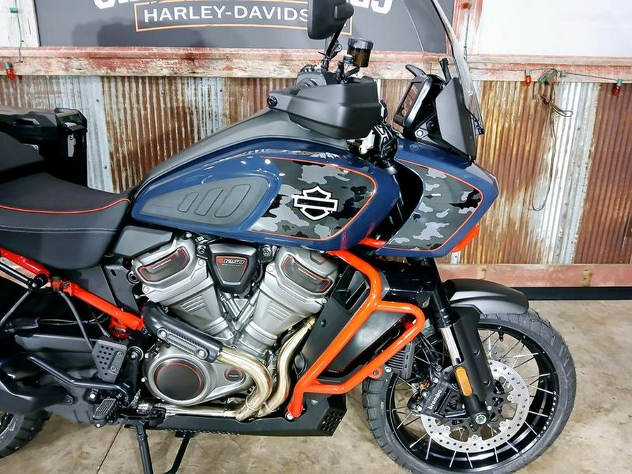 2025 Harley-Davidson® CVO™ Pan America®