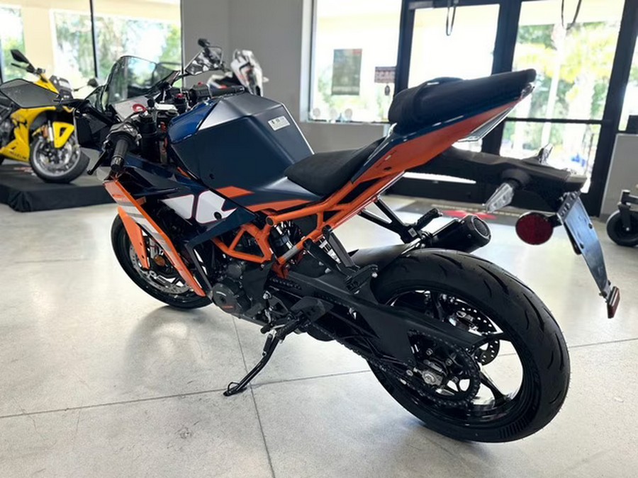 2024 KTM RC