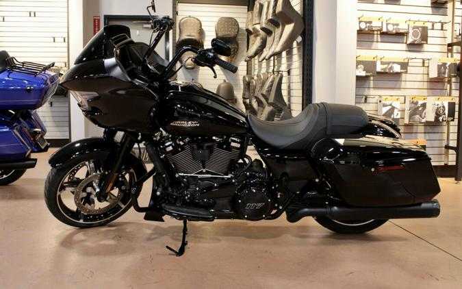 New 2025 Harley-Davidson Road Glide Grand American Touring Motorcycle For Sale In Medina, OH