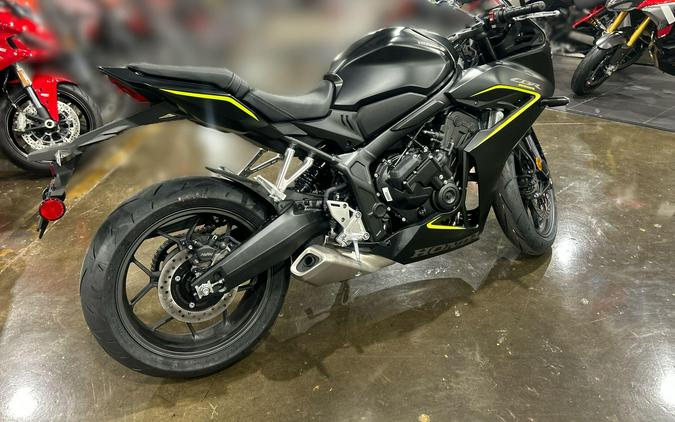 2026 Honda CBR650R E-CLUTCH