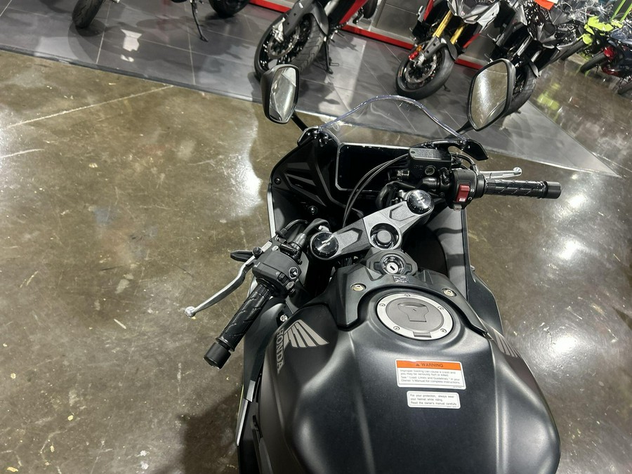 2026 Honda CBR650R E-CLUTCH