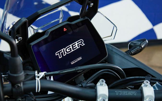 2026 Tiger 900 Desert Edition - Triumph