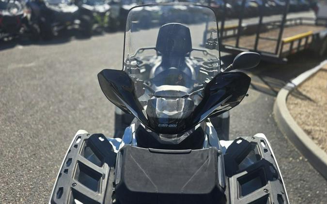 2016 Can-Am Outlander MAX XT 570 Pearl White