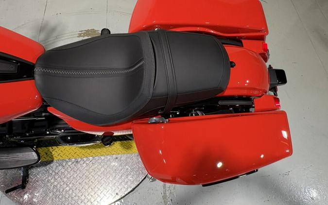 2026 Harley-Davidson® Road Glide® Blood Orange - Black Finish