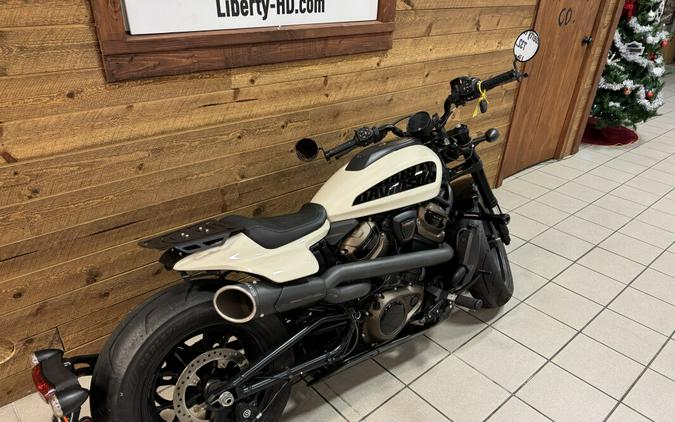 2022 Harley-Davidson® Sportster® S White Sand Pearl RH1250S
