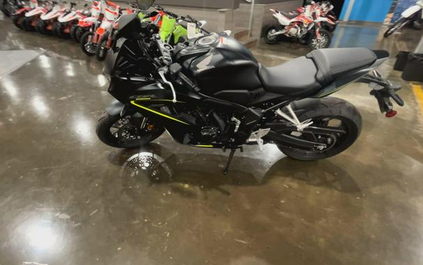 2026 Honda CBR650R E-CLUTCH